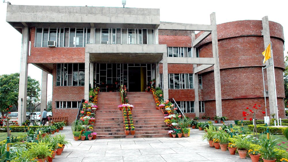 Punjab Engineering College PCE Chandigarh Admission Courses Fees 